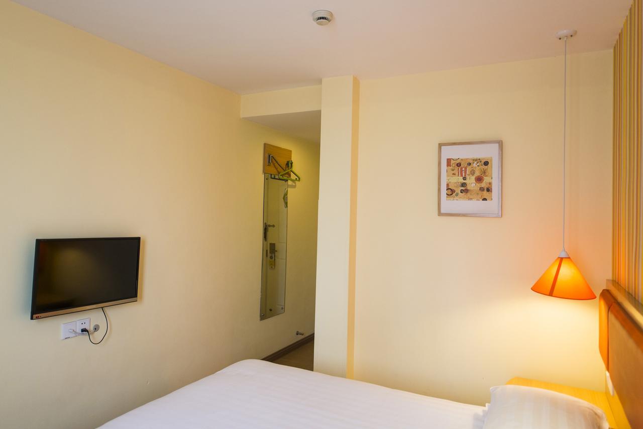 Home Inn Tianjin Weijin Road Tianjin University المظهر الخارجي الصورة